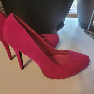 Fuchsia Pink Suede Heels by Qupid